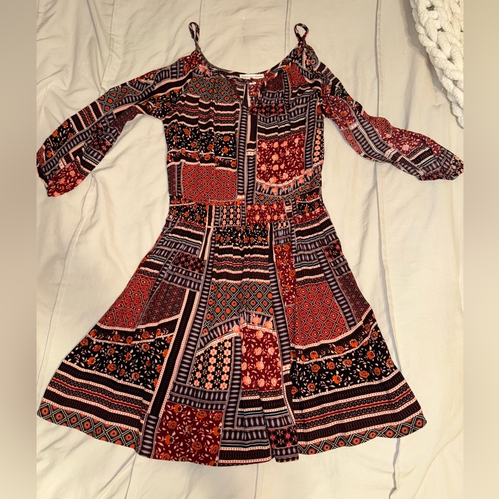 American Eagle Outfitters Cold Shoulder Patchwork
Boho Dress ✨ size S